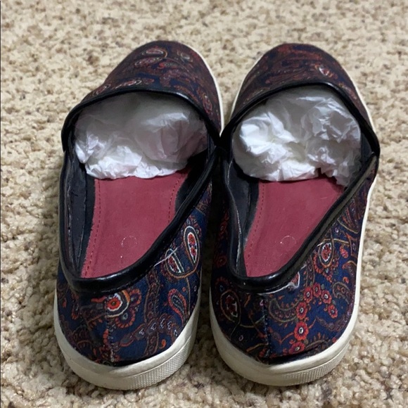 Aldo Paisley Slip On Loafers - Picture 3 of 5